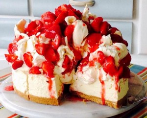 Strawberry Eton Mess Cheesecake