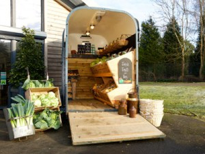 content-landscape-horse-box